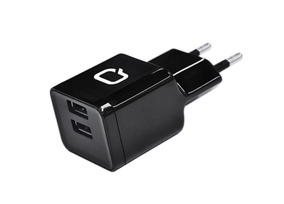 Зарядное устройство Qumo 061, 2 USB, 3A
